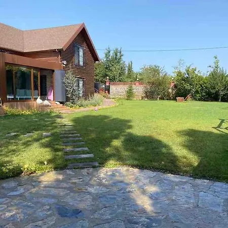 别墅 Tuzlada Ferah Alani Havuz,bahce Ve Tuem Rahatliklar Kisiye Oezel Alan